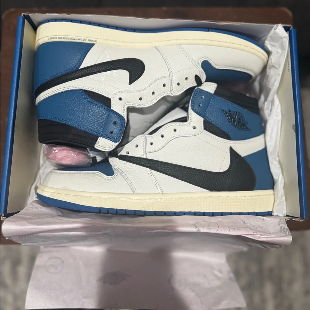 Nike Jordan 1 Retro High OG SP - Picture 4 of 14